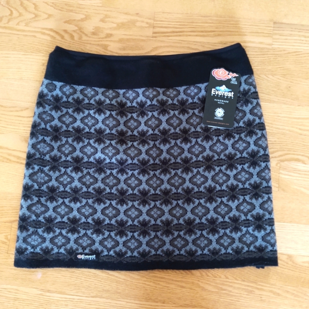 Everest Designs grey black wool sweater skirt size large
